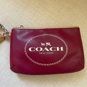 COACH WRISTLET, HORSE AND CARRIAGE LOGO